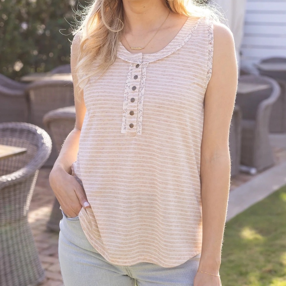 NWT Grace & Lace Natural Stripe Snap Up Henley Tank Top / L